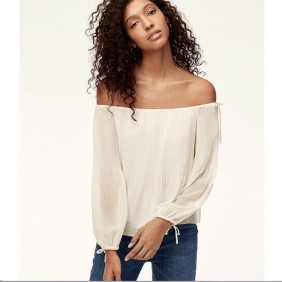 💰3 for $40 💰 Wilfred Talence Off the Shoulder Flowy Top - Picture 7 of 8